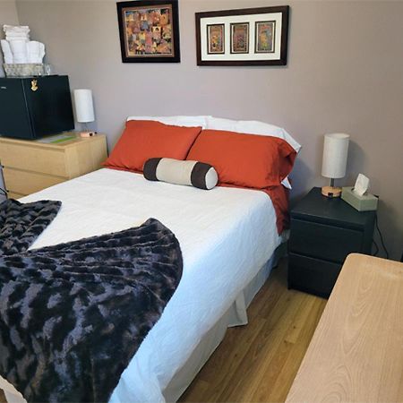 The Dewberry Homestay B&B Έντμοντον Εξωτερικό φωτογραφία
